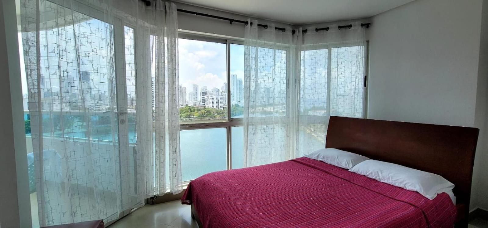 Torres Del Lago - By Fantastic Apartahotel *