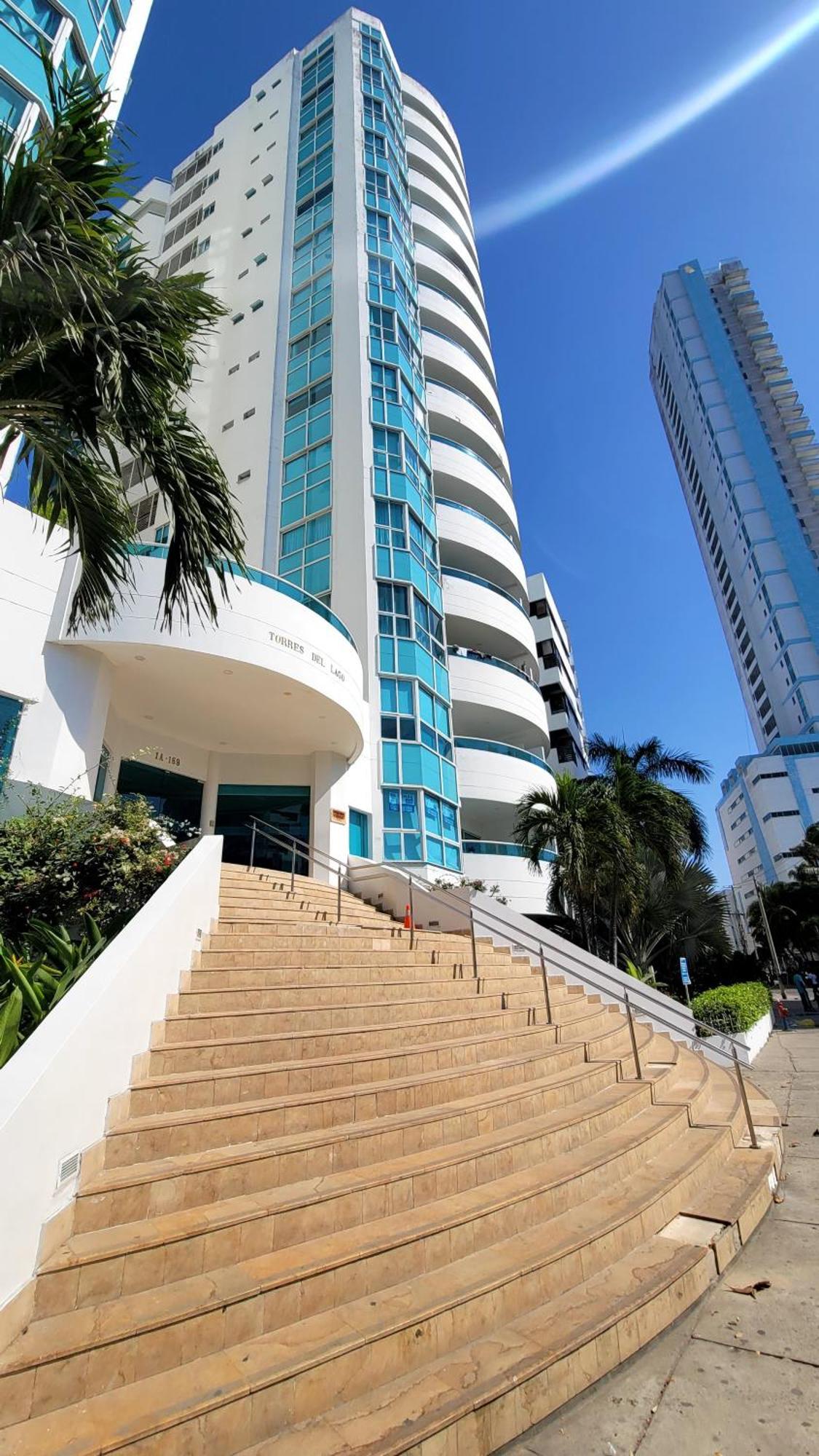Torres Del Lago - By Fantastic * Cartagena