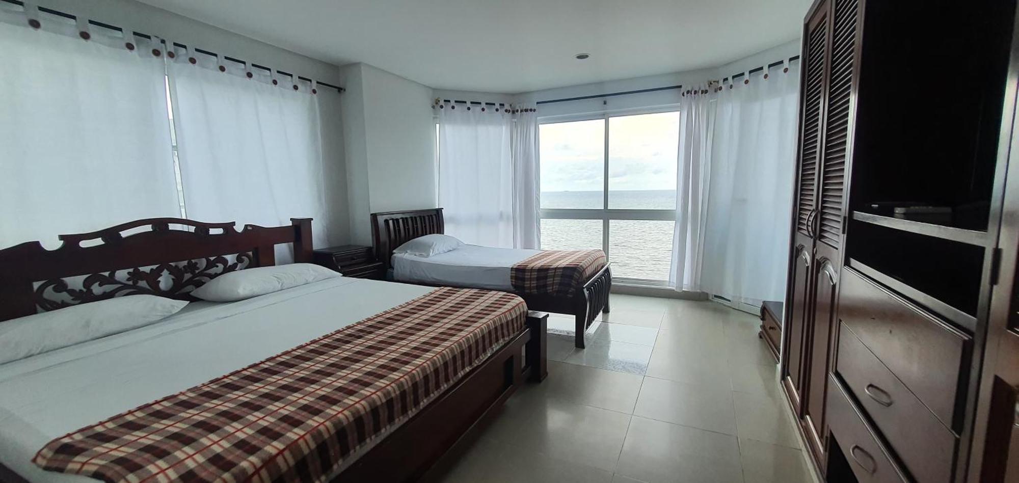 Torres Del Lago - By Fantastic Cartagena